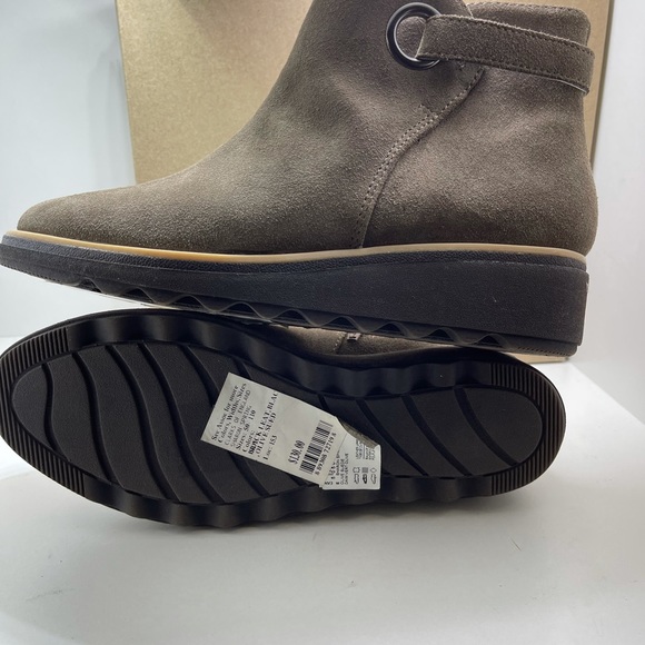 BNIB Clark Sharon Spring Olive Suede - Picture 11 of 11